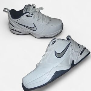 Nike Air Monarch IV Men’s Size 10 Wide 4E White Blue New Without Box